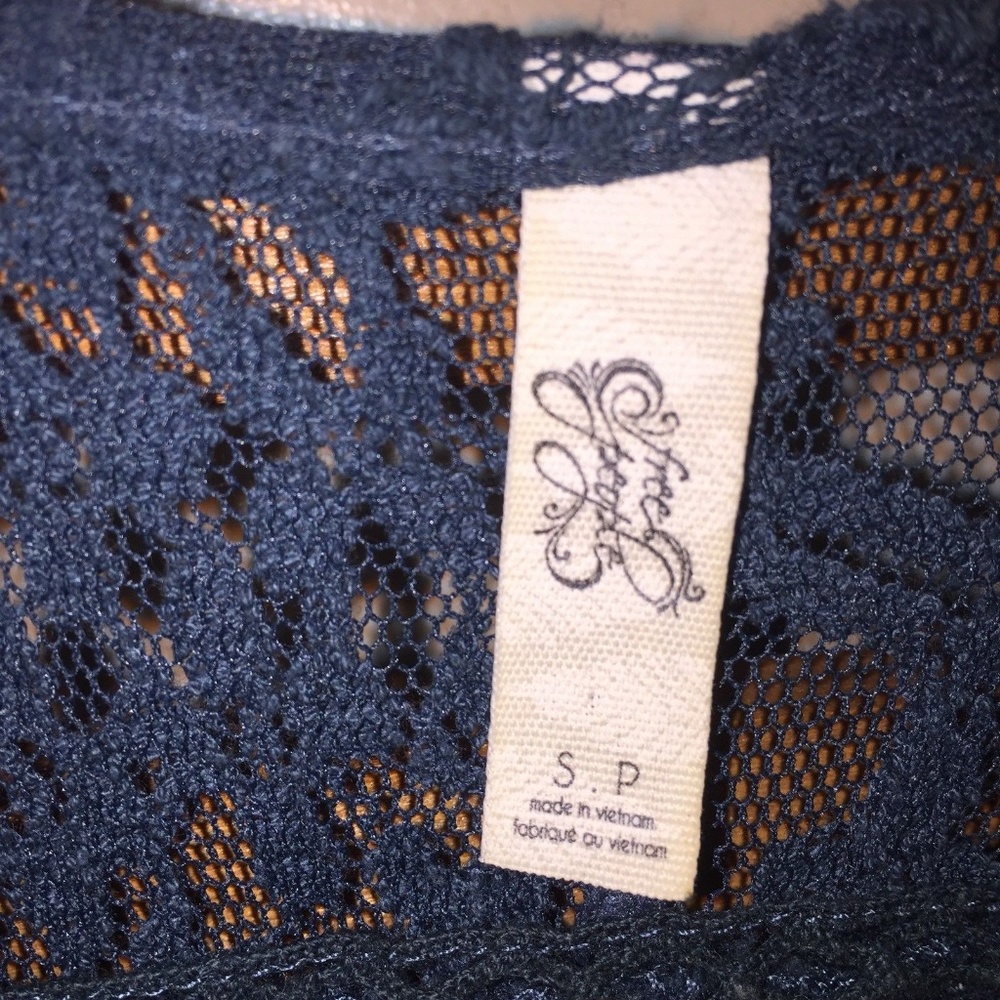 Free People Lace Top Cold Shoulder Lost In Austin - Picture 6 of 7